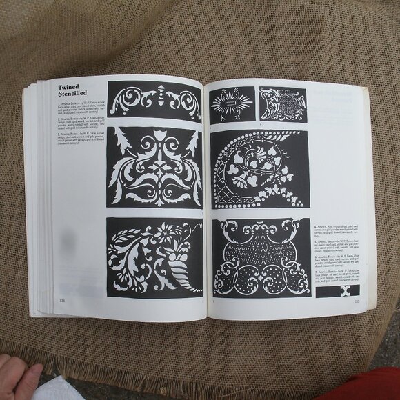 Folk Art Woodcarving 823 Detailed Patterns Book Bridgewater - Picture 12 of 16
